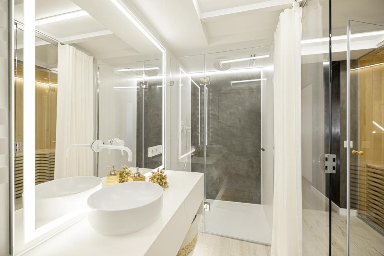 White Fox - Sauna - Lviv Bagian luar foto